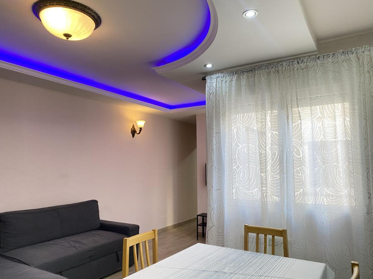 Entire New Apartment 20' From Barcelona Сабадель Екстер'єр фото